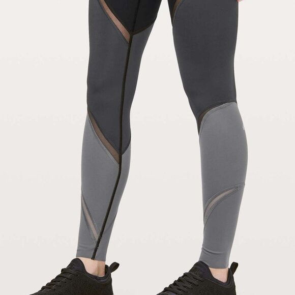 Lululemon Colour Me Ombre Tight 28" NULUX in Black / Obsidian / Titanium, size 6 - Picture 6 of 11
